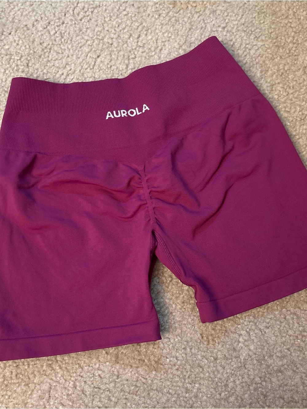 Aurola Magenta High-Rise Scrunch-Back Bike Shorts